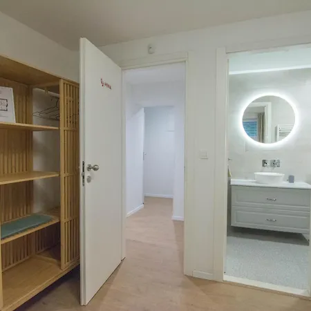 Without Kitchen And Romiru Appartamento Spalato