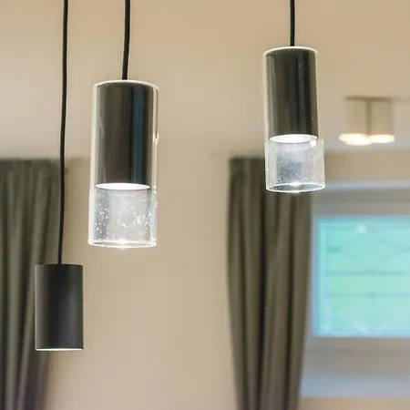 Without Kitchen And Romiru Lejlighed