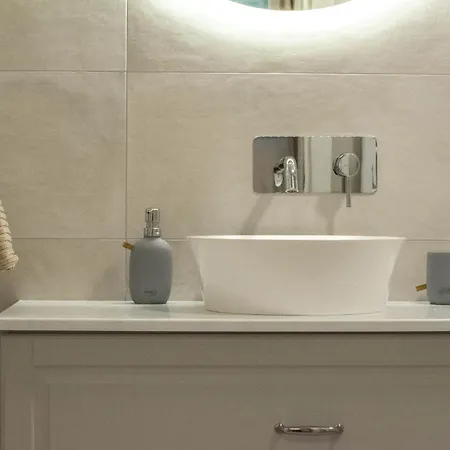 Without Kitchen And Romiru Lejlighed *