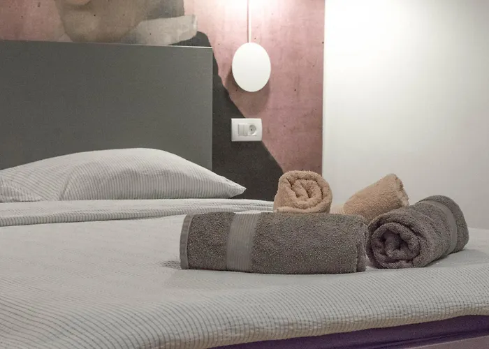 Without Kitchen And Romiru *